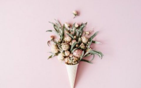 永生花养护有哪些技巧（永生花的保养方法）