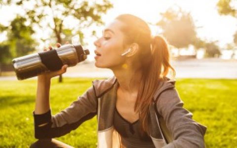 开水杯哪种材质好无毒 什么材质的塑料水杯无毒