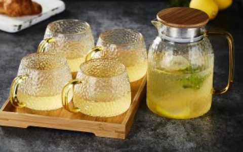 【水杯茶叶垢如何去除】水杯茶叶垢怎么去掉