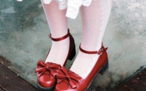 【丝袜到底哪面是正面】丝袜怎么分清正反面