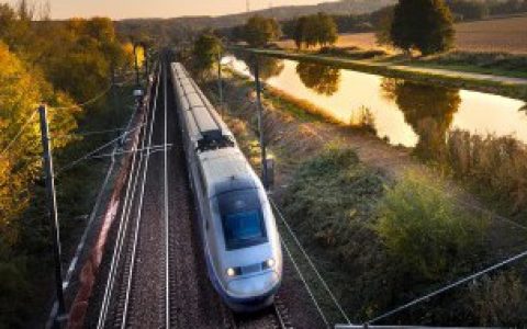 【蜂蜜是否能带上高铁】蜂蜜能带上高铁吗