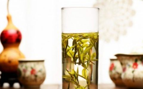 【白茶水杯如何洗干净】白茶水杯怎么洗干净