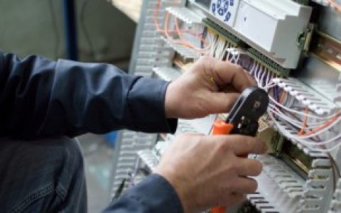 什么是高频开关电源（高频开关电源的解释）