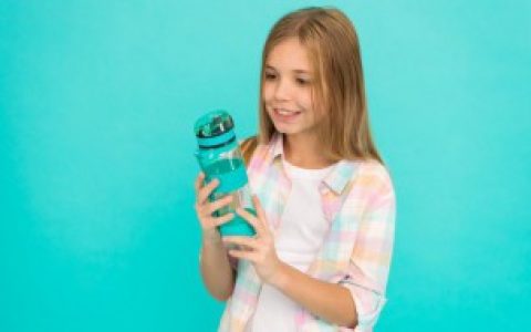 【热水杯什么材质的好】热水杯材质如何选择