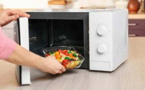 玉碗可以放微波炉吗（玉碗适不适合放微波炉）