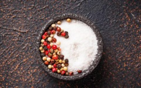 为什么盐会让你口渴,盐巴吃多了为什么会口渴