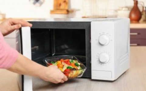 怎样快速清洗微波炉 如何快速清洗微波炉