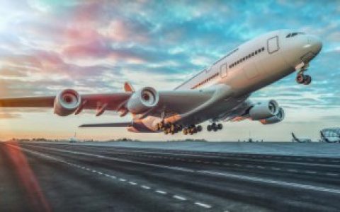 【登机的时候需不需要打开行李箱里的化妆品】登机的时候需要打开行李箱里的化妆品吗