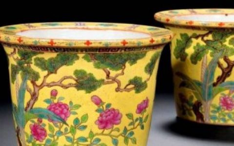 瓷碗可以放热水里煮吗 瓷碗能不能放进热水里面煮