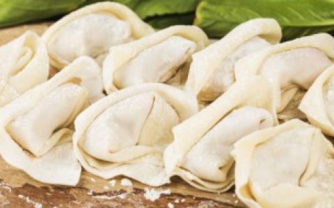 大馄饨包法（大馄饨怎么包）