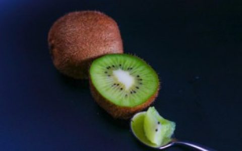 猕猴桃怎么吃最好,猕猴桃的吃法