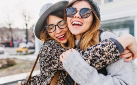 【死党闺蜜基友的区别】死党闺蜜基友的区别是什么