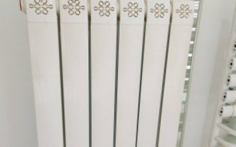 碳钢暖气片和铜铝暖气片哪个好（碳钢暖气片和铜铝暖气片怎么选择）