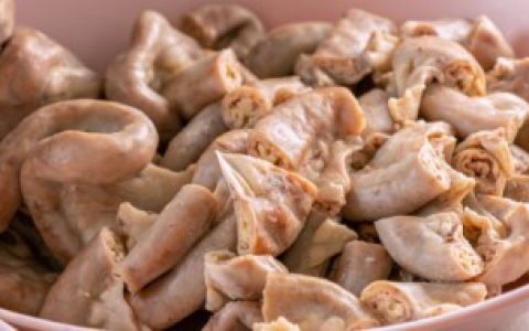 猪大肠怎么洗简单又干净 猪大肠如何洗简单又干净