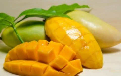 青芒果没熟可以吃吗 能不能吃没熟的青芒果