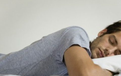 梦到自己长白头发是什么意思（梦到自己长白头发的意思）