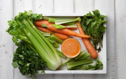 荠菜怎么保存时间长又鲜嫩 荠菜如何保存时间长又鲜嫩