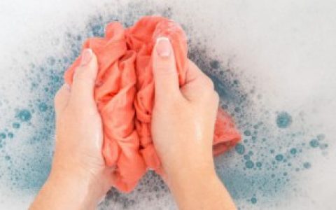 【孩子衣服上的墨水如何洗掉】孩子衣服上的墨水怎么洗掉