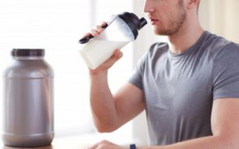 塑料水杯茶渍如何去除,塑料水杯茶渍怎么去除