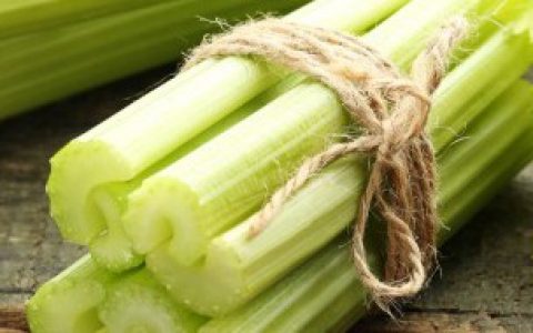西芹如何储存方法,西芹怎么保存储存方法