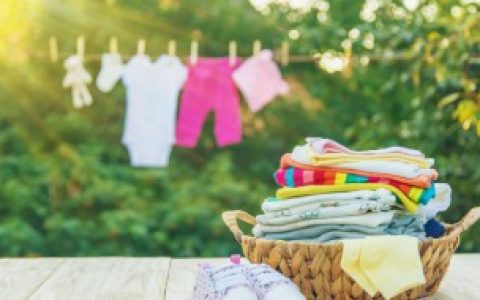 亚麻衣服可以蒸汽熨烫吗 亚麻衣服是否可以蒸汽熨烫