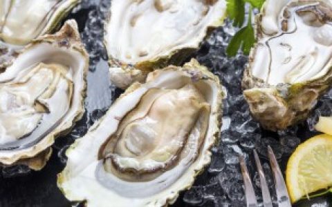 生蚝要不要带壳蒸,生蚝要带壳蒸吗