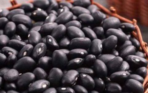 【在家里存放了5年的黑豆还能不能吃】在家里存放了5年的黑豆还能吃吗