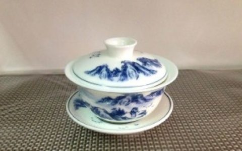 什么材质的盖碗好,哪种材质的盖碗好