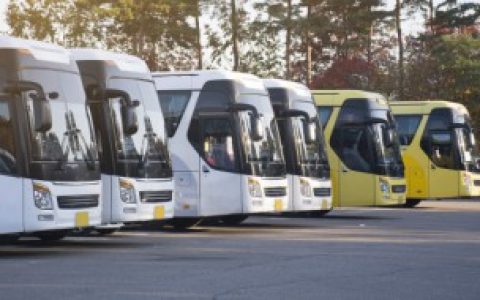 大巴上能不能带酒（大巴上能带酒吗）