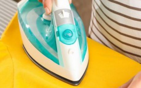 锦旗可以用挂烫机熨烫吗 锦旗是否可以用挂烫机熨烫