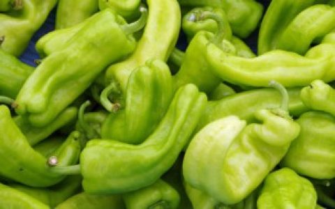 如何保存青椒（青椒冬天怎么新鲜保存）