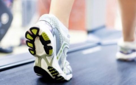 【每天早起跑步会不会减】每天早起跑步会减肥吗