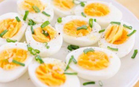 煮过的鸡蛋能放冰箱多久 保存煮熟的鸡蛋的时间