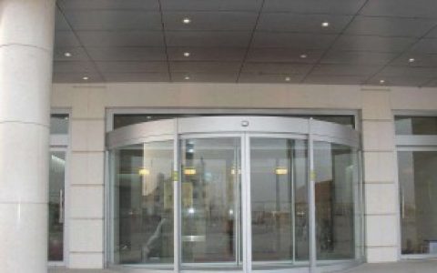 弧形自动门选购有什么注意事项（弧形自动门选购需注意什么）