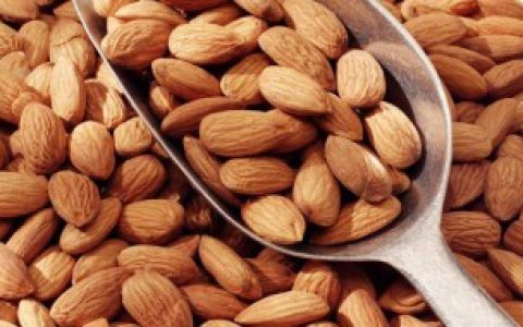 杏仁买回来存储方法（杏仁买回来怎么存储）