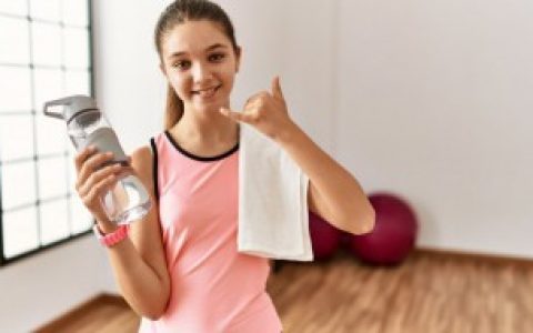 【水杯里的锈迹如何去除】水杯里的锈迹怎么清洗