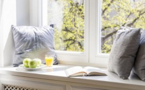 飘窗垫怎么选好（飘窗垫选海绵的还是乳胶棕垫）