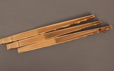 【如何挑选斑竹扇子】挑选斑竹扇子方法