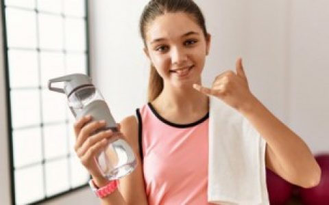 水杯上的防漏圈老是掉怎么固定（防漏水垫掉怎么处理水杯）