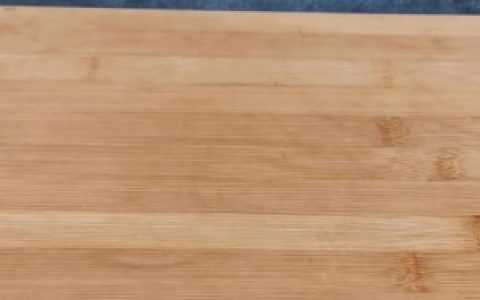 新买的木菜板使用前如何处理（新买的木菜板使用方法）