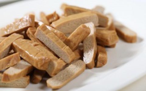 香干能不能放在冰箱里冻 香干可以放冷冻保存吗