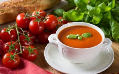 番茄叶子发黄至枯萎是什么原因 西红柿叶子发黄干枯怎么回事