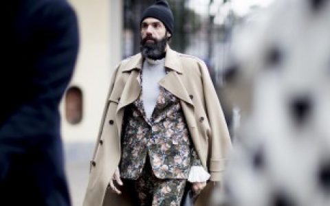 【双面呢可以机洗吗】双面羊绒大衣可以机洗吗