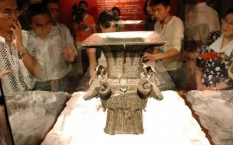 【四羊方尊出土在哪里】四羊方尊出土地点