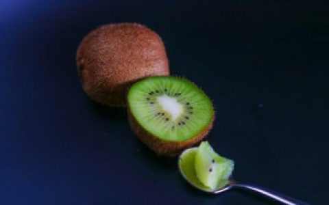 催熟猕猴桃的方法（怎么催熟猕猴桃最快）