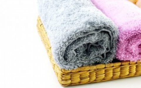 防止毛巾有馊味的2种方法 教你防止毛巾有馊味的两种方法