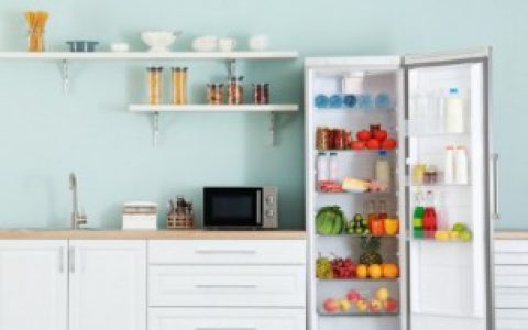 冰箱可以用84消毒吗（冰箱能不能用84消毒）