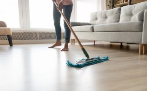 拖把在哪里洗最合适（拖把在哪里洗最合适及洗拖把的小妙招）