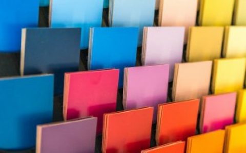 【绿色和什么颜色混合成红色】绿色将什么颜色混合成红色