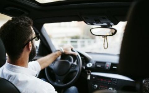 车子停放多久要发动多长时间（车子停放多久需要发动多长时间）